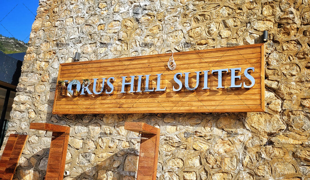 Torus Hill Suites - Paslanmaz Krom Harf Tabela